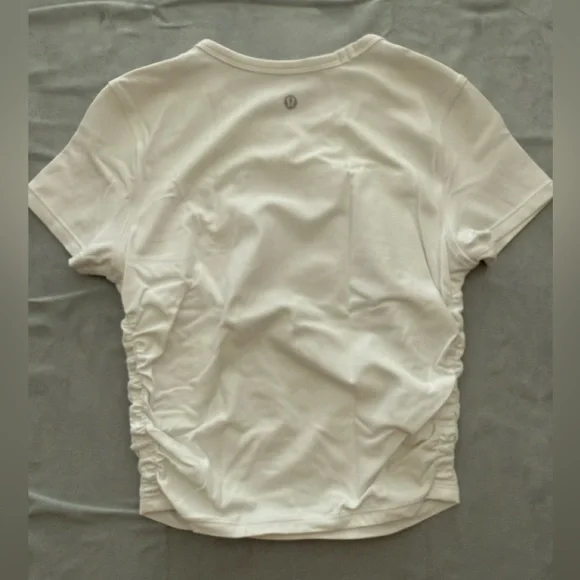 All it takes - Size 4 - Picture 2 of 2